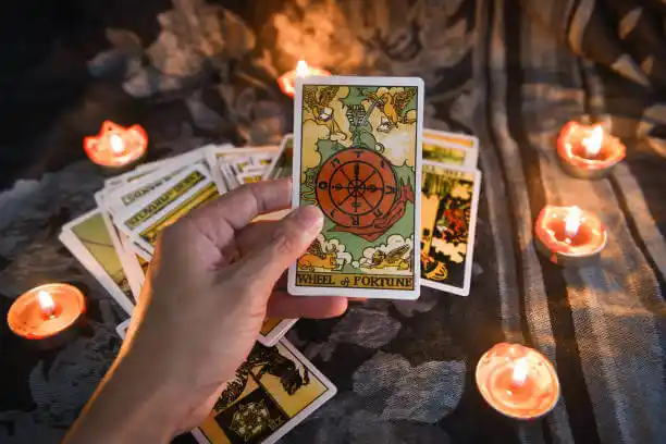 tarot cards Iselin